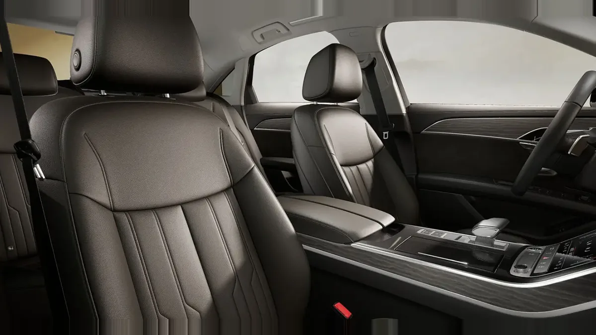 Audi A8 50 TDI 210kW (286CV) Quattro Tiptronic en renting en Málaga — Interior