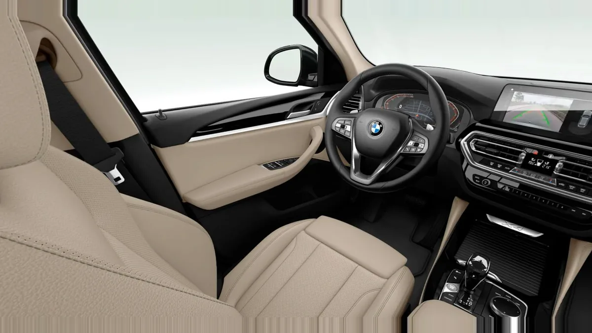 BMW X4 xDrive20d xLine en renting en Málaga — Trasera