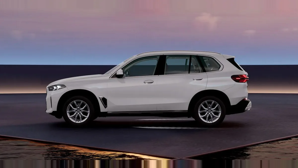 BMW X5 xDrive30d xLine en renting en Málaga — vista 6