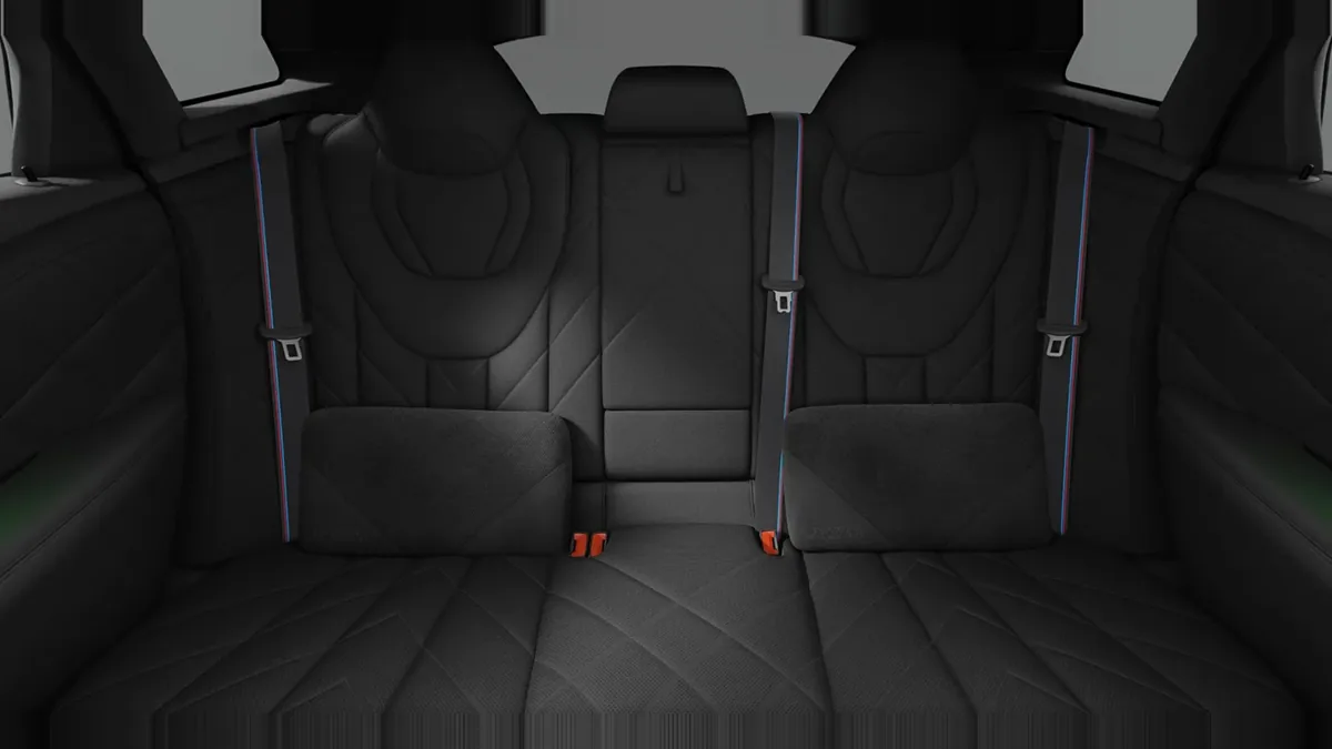 BMW XM 50e 350kW en renting en Málaga — vista 6