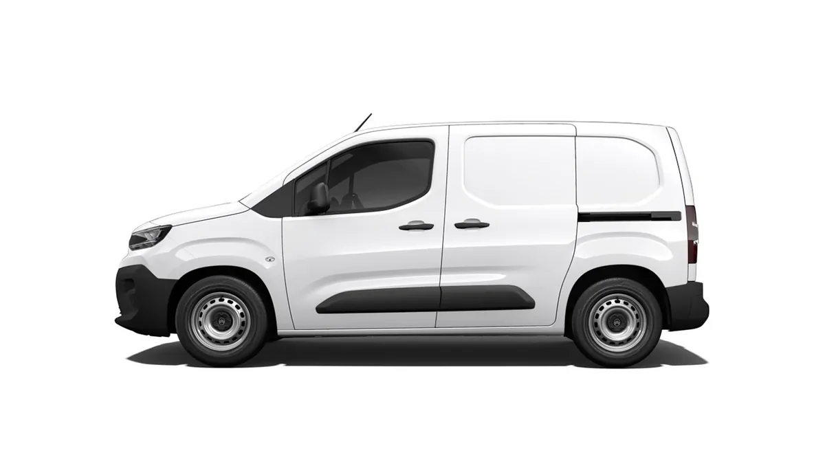 Citroën Berlingo Talla M BlueHDI 100cv van en renting en Málaga — Lateral