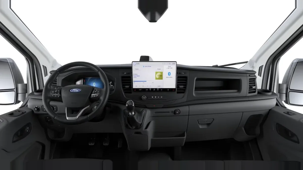 Ford TRANSIT 350 L2 Trend N1 EcoBlue 96kW FWD en renting en Málaga — Interior