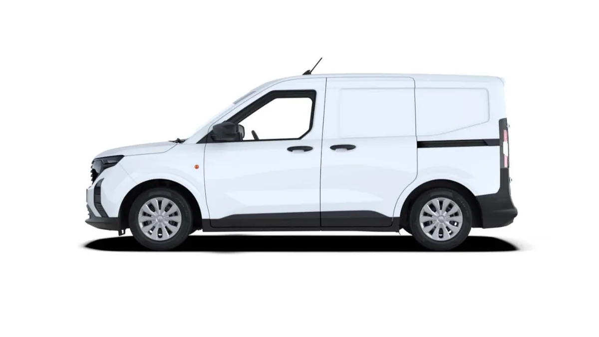 Ford Transit Courier Van 1.5 Ecoblue Trend en renting en Málaga — Lateral