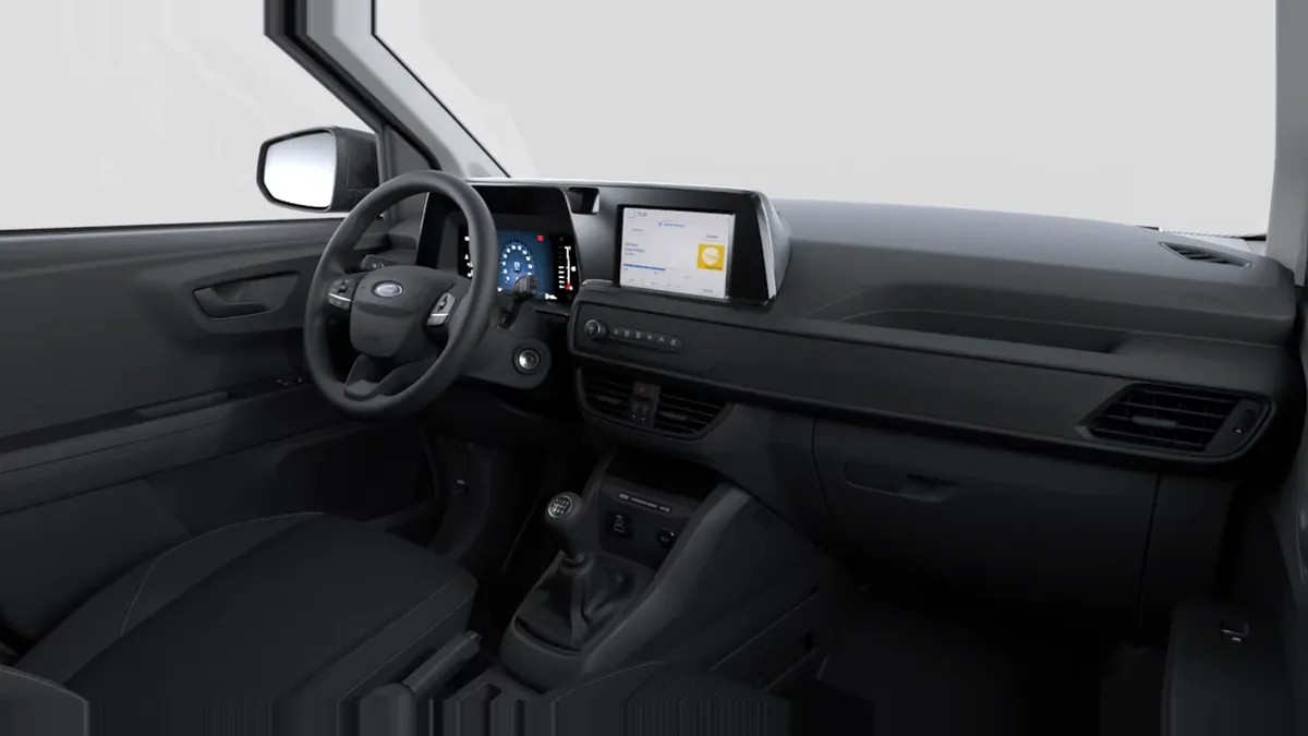 Ford TRANSIT COURIER VAN DIESEL 1.5  100 CV en renting en Málaga — Delantera