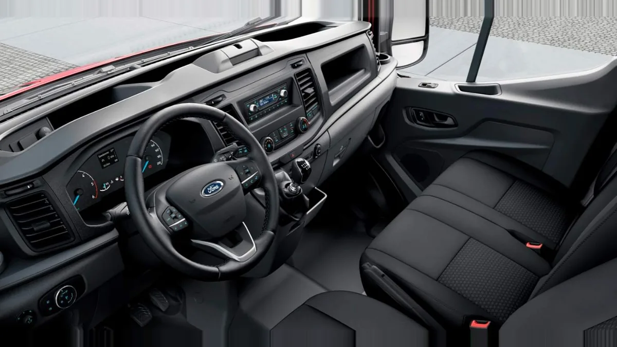 Ford Transit Van 350 L3 Trend N1 2.0 Ecoblue 130CV II en renting en Málaga — Delantera