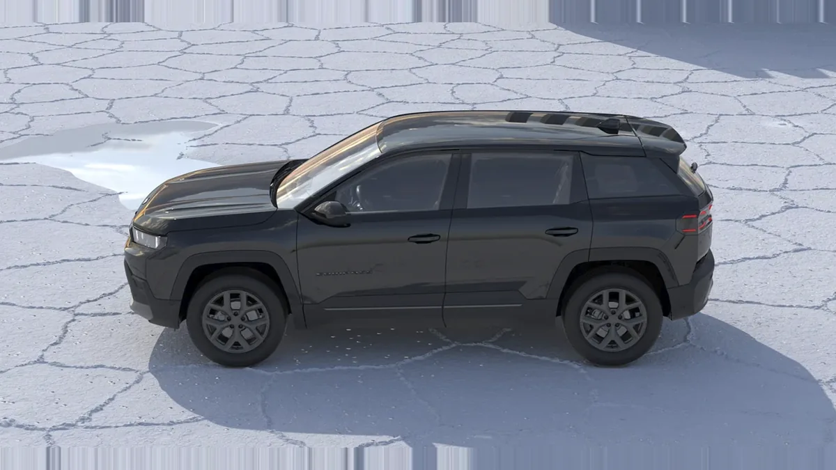 Jeep Compass 1.2 MHEV Altitude 145CV en renting en Málaga — Lateral