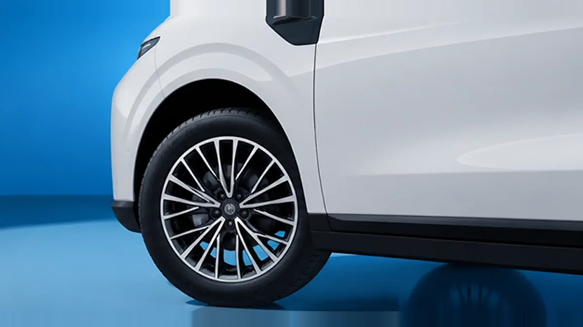 Leapmotor B10 BEV 56.2kWh LifePro AT en renting en Málaga — vista 6