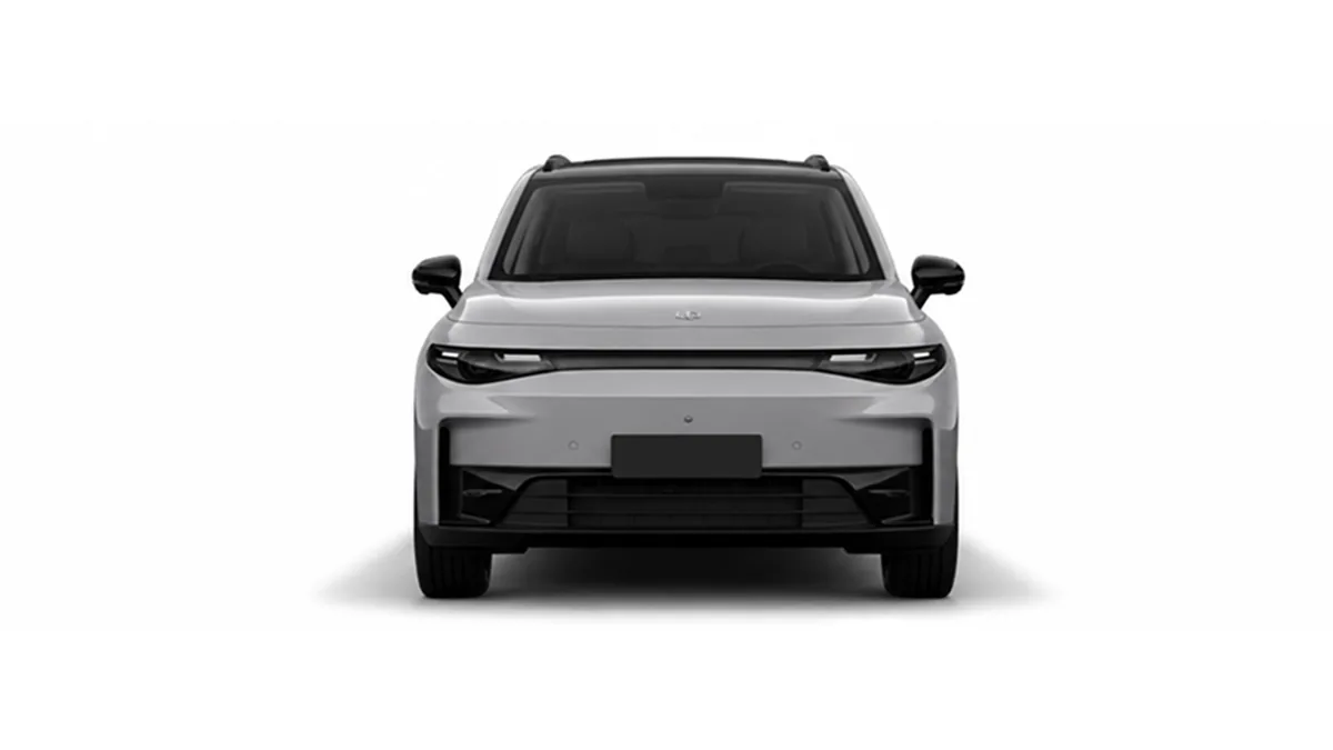 Leapmotor C10 REEV 28.4 kWh Style AT en renting en Málaga — Interior