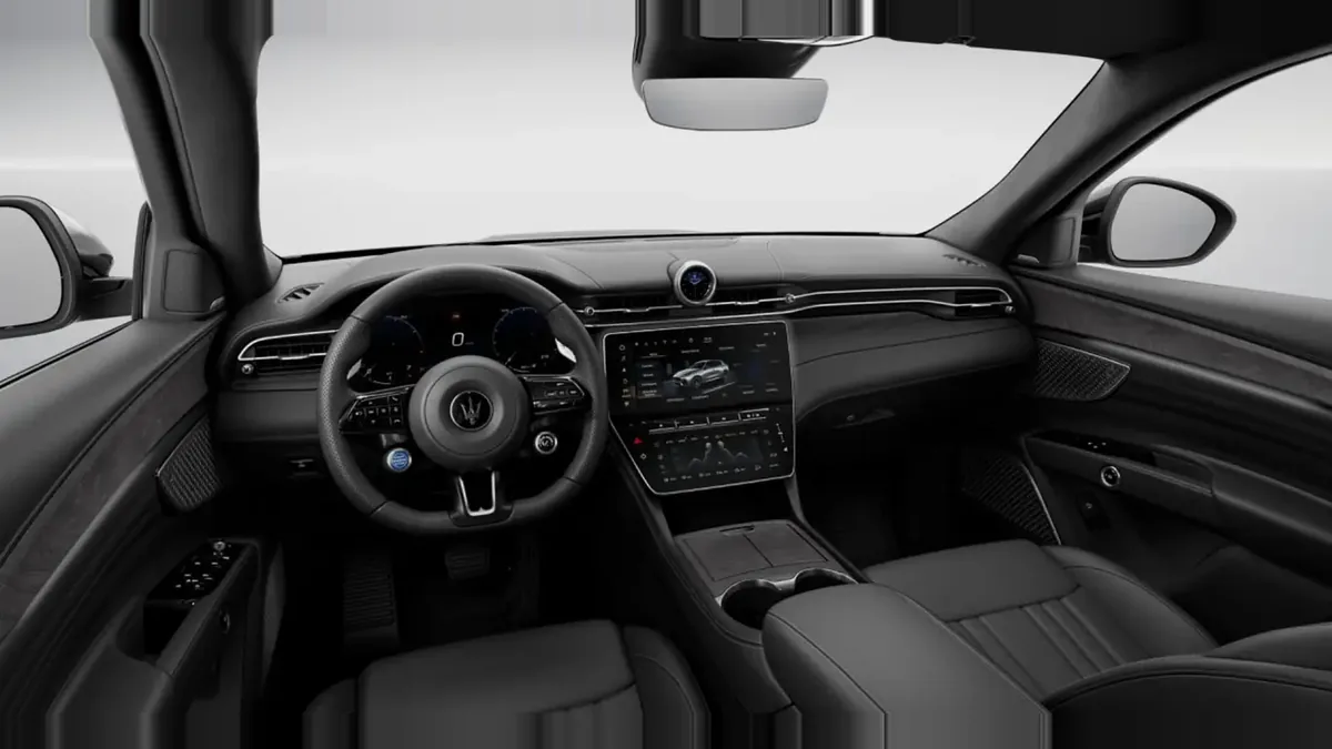 Maserati Grecale L4 MHEV 300CV AWD en renting en Málaga — vista 8