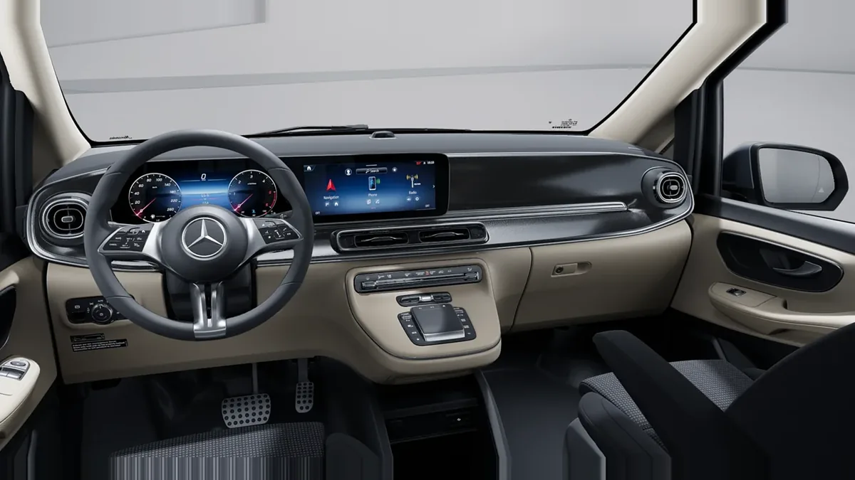 Mercedes-Benz Clase V Marco Polo 300d en renting en Málaga — Delantera
