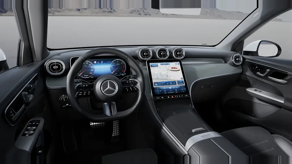 Mercedes-Benz GLC 220D 4MATIC en renting en Málaga — Delantera