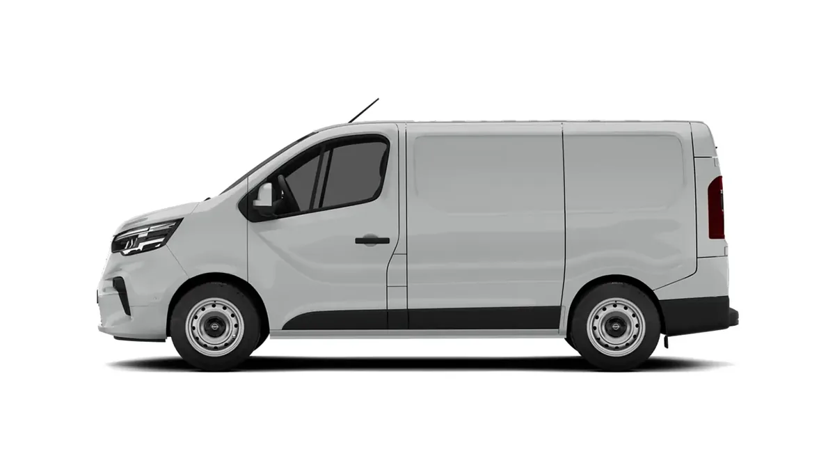 Nissan Primastar Furgón 2.0 DCI S&S L1H1 Acenta 110CV (MERCANCÍAS TERCEROS) en renting en Málaga — Lateral
