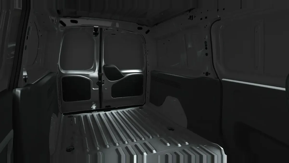 Opel Combo-e Cargo M 800kg en renting en Málaga — Interior