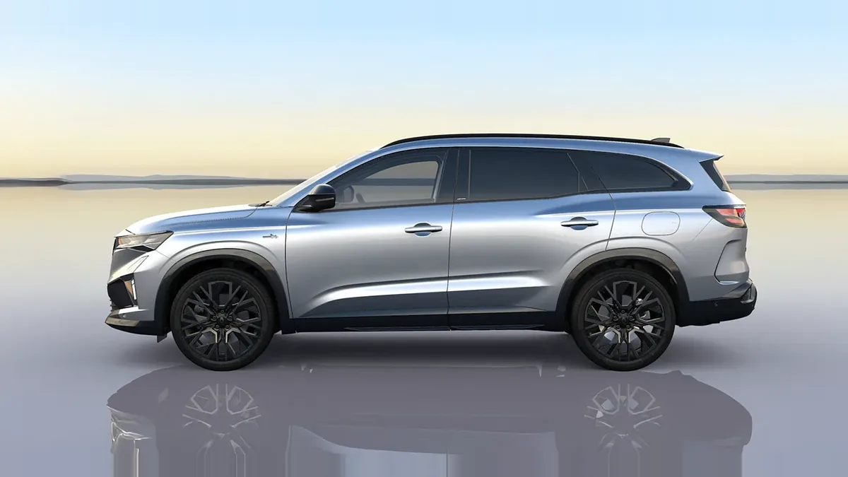 Renault Espace Espirit Alpine Full Hybrid E-Tech 146kW 7p en renting en Málaga — Lateral