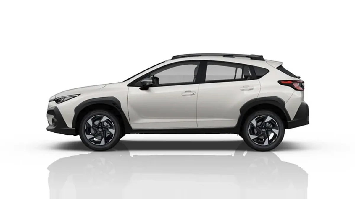 Subaru Crosstrek 2.0i Hybrid Field CVT en renting en Málaga — Trasera