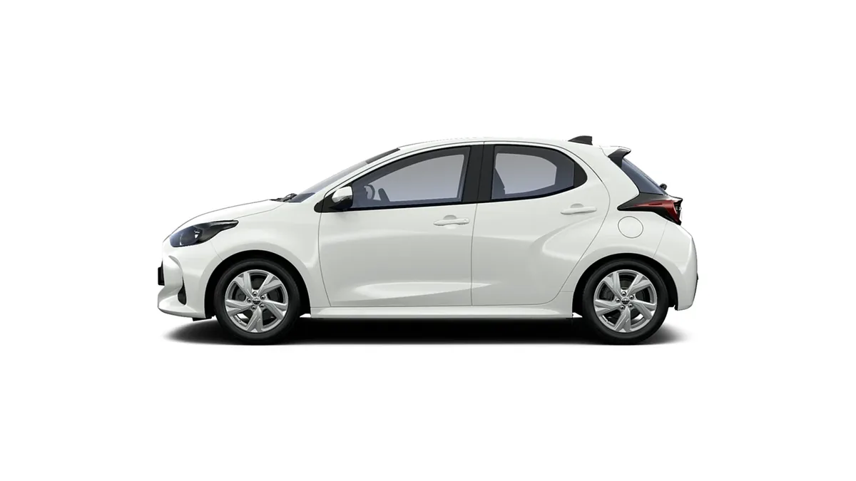 Toyota Yaris 120H 116CV Active en renting en Málaga — Delantera