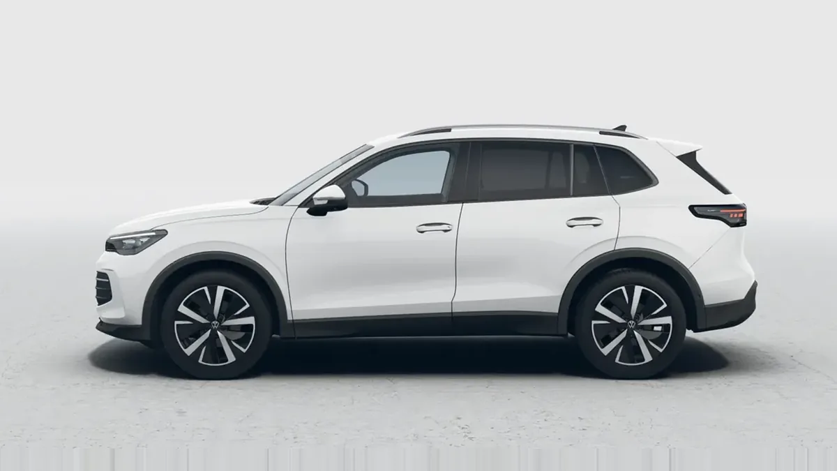 Volkswagen Tiguan "Más" 2.0 TDI DSG en renting en Málaga — Trasera